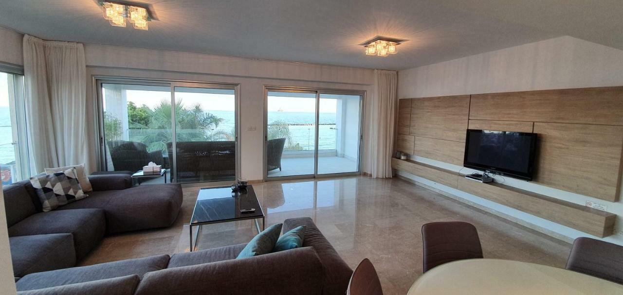 레메소스 Pegasus Beach Front 아파트 외부 사진
