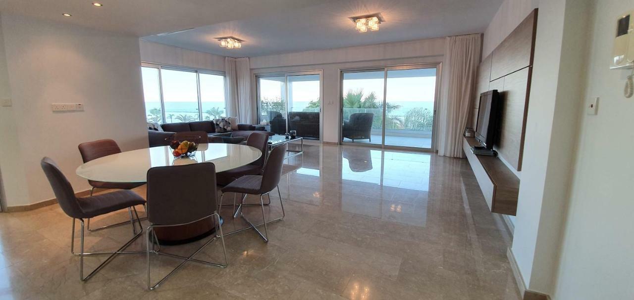 레메소스 Pegasus Beach Front 아파트 외부 사진